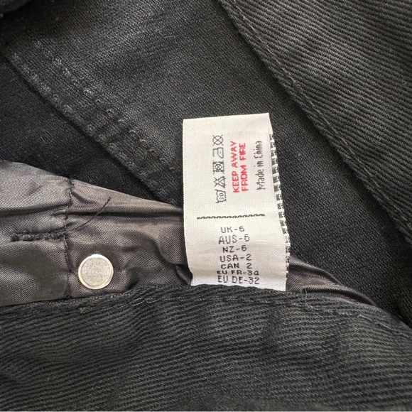 NWT NASTY GAL | Black Distressed High Rise Jeans Get Your Shread In the Game - Picture 11 of 12